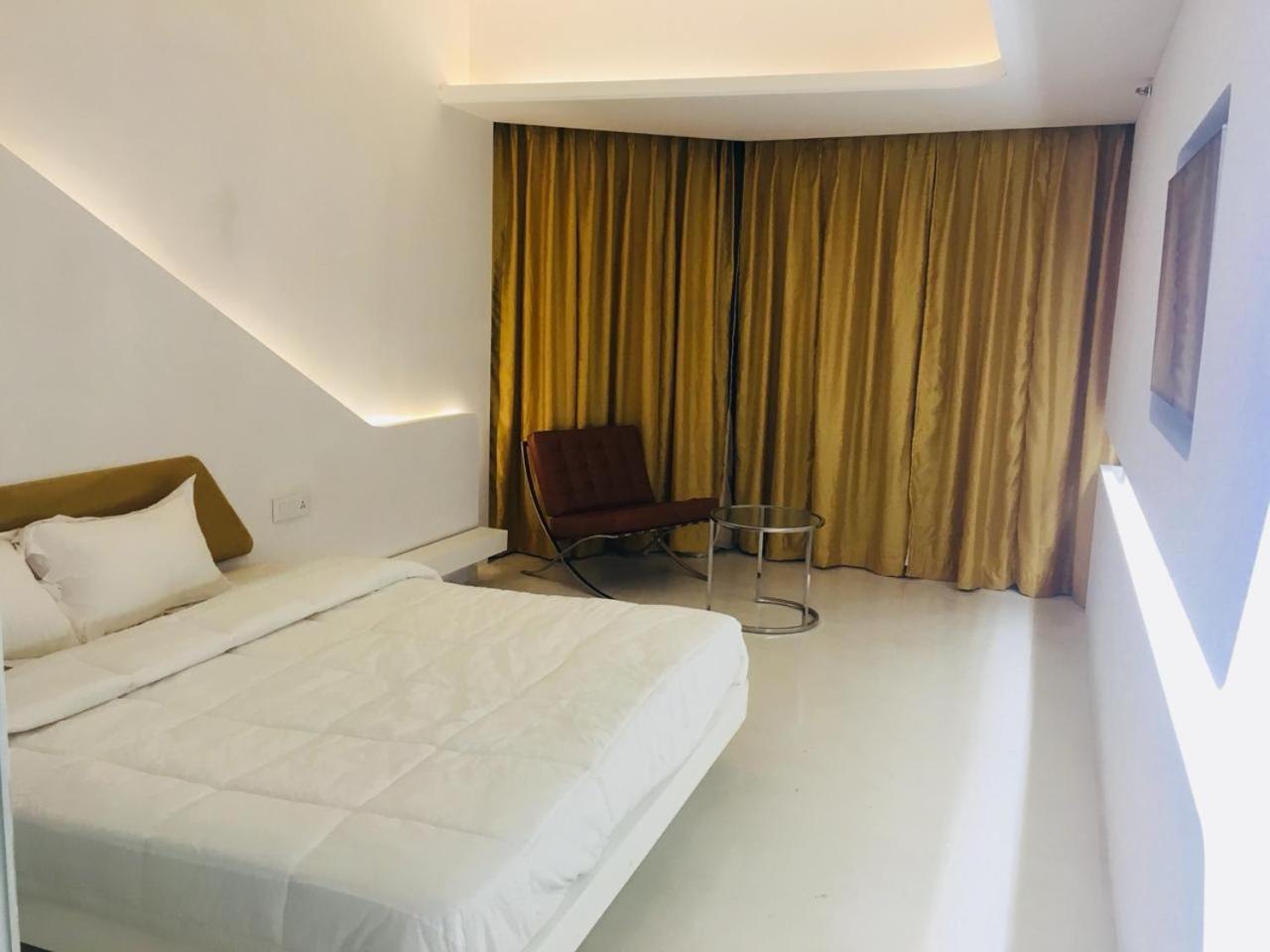 Ramaya Hotel Rohtak Eksteriør bilde