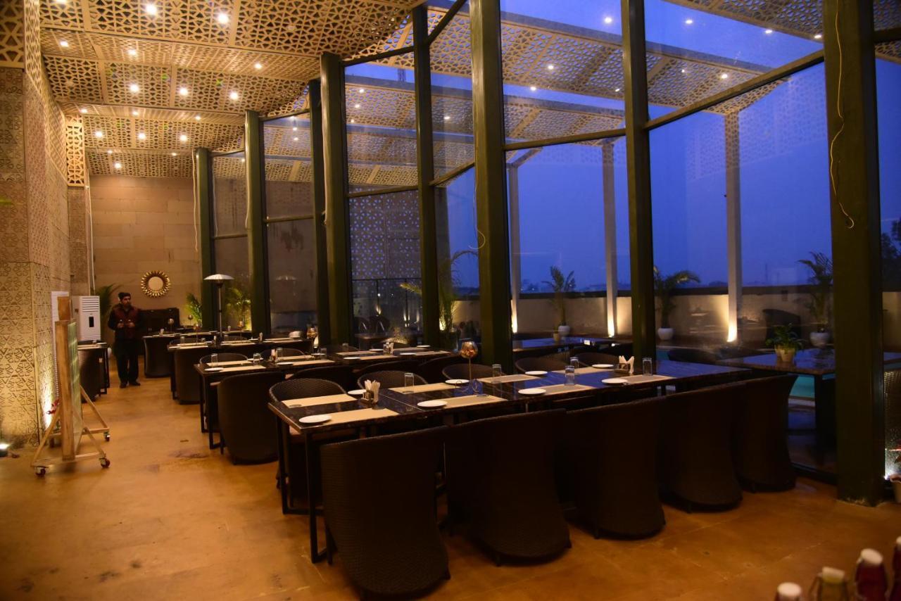 Ramaya Hotel Rohtak Eksteriør bilde